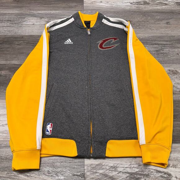 Adidas NBA Cleveland‎ Cavs Gray Yellow 3 Stripes Mens M Zip Up Track Jacket EUC - Picture 3 of 10